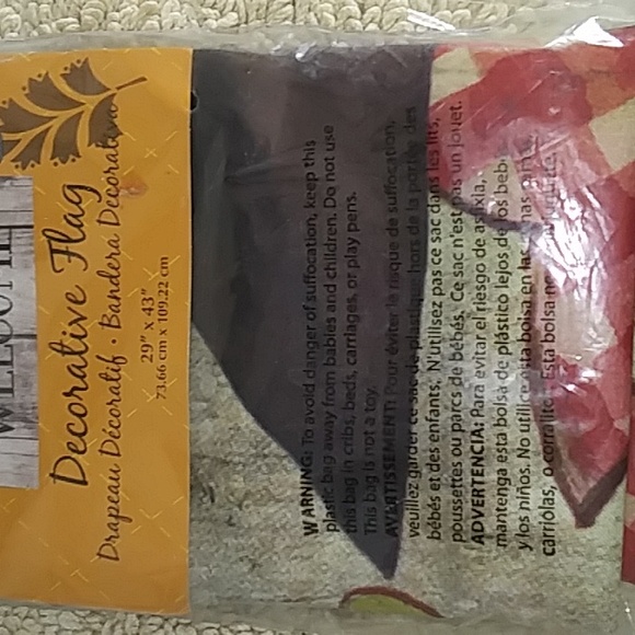 Evergreen Decorative Flag - Picture 2 of 4